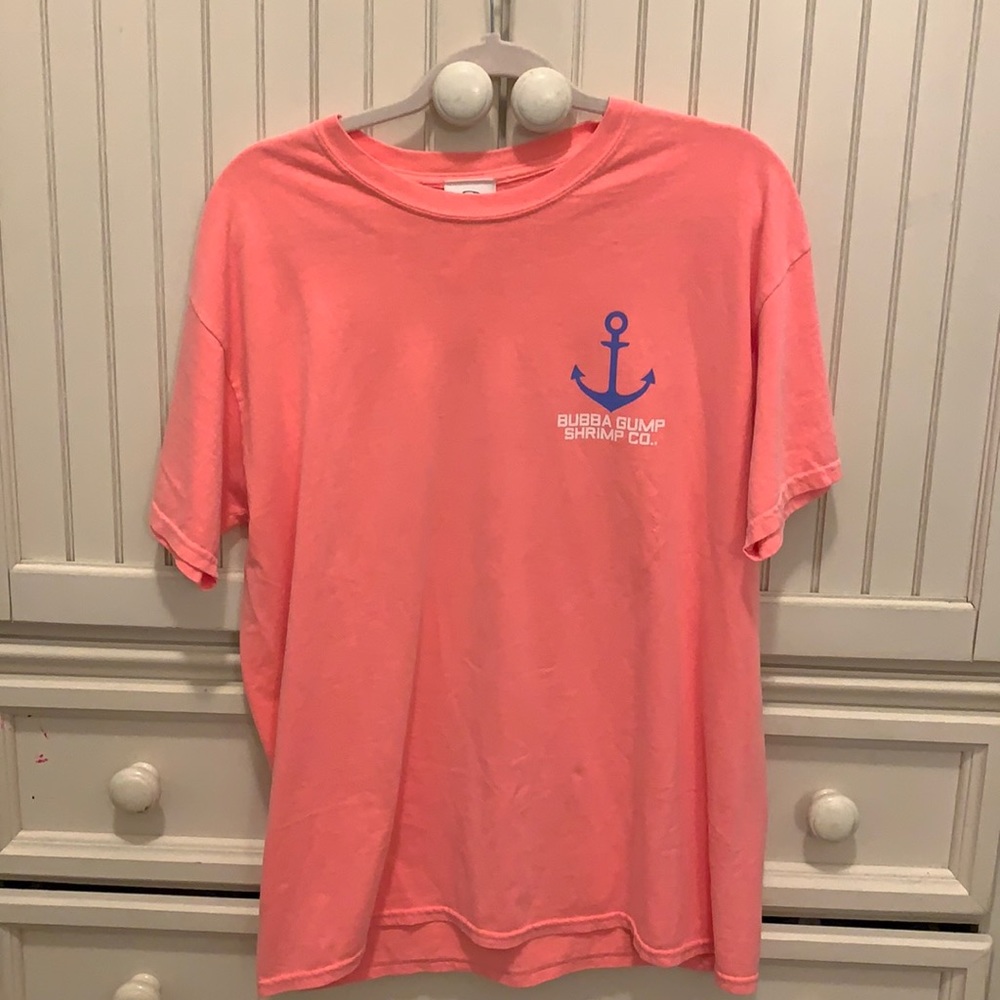 Bubba Gump shrimp company shirt